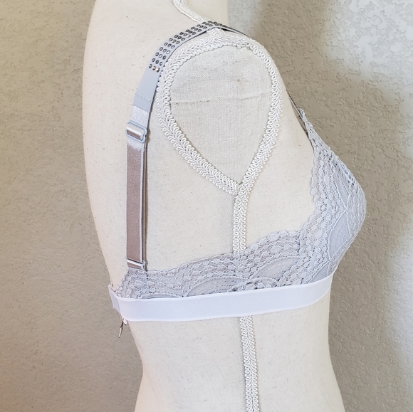Victoria's Secret brallets size Small with rhinestones set of 2 - Picture 8 of 9